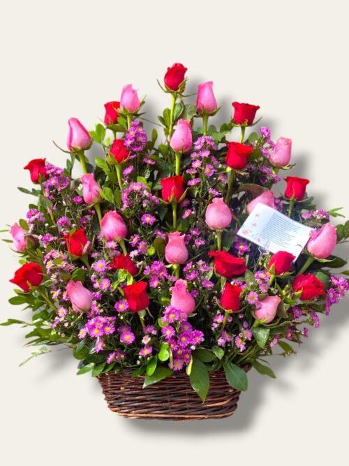 Canasta de rosas "Cristina"