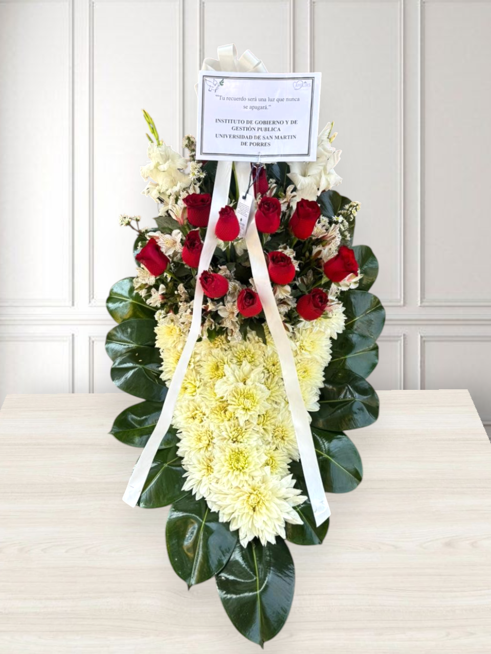 Lágrima fúnebre de piso "Bermudas"