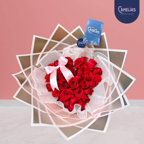 Ramo de 30 rosas rojas modelo corazón "Te amo"