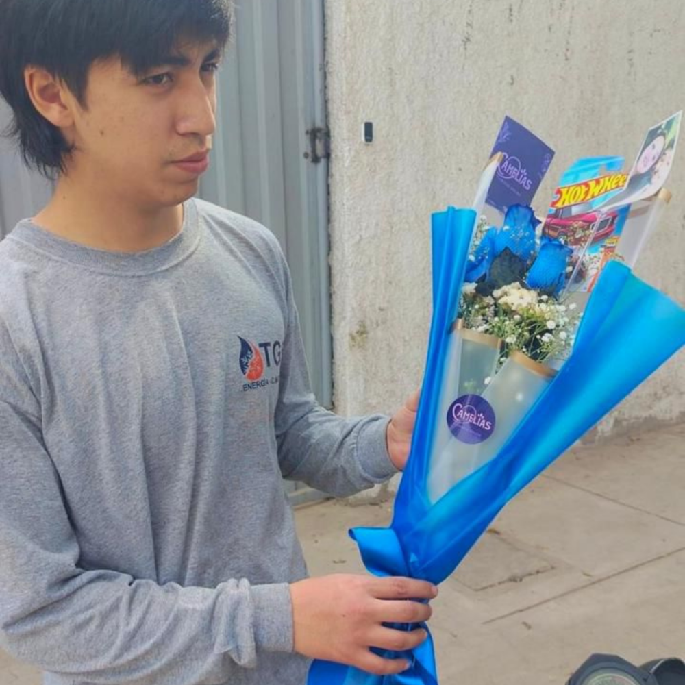 Ramo de rosas Hot Wheels “Gabriel” - Imagen 2