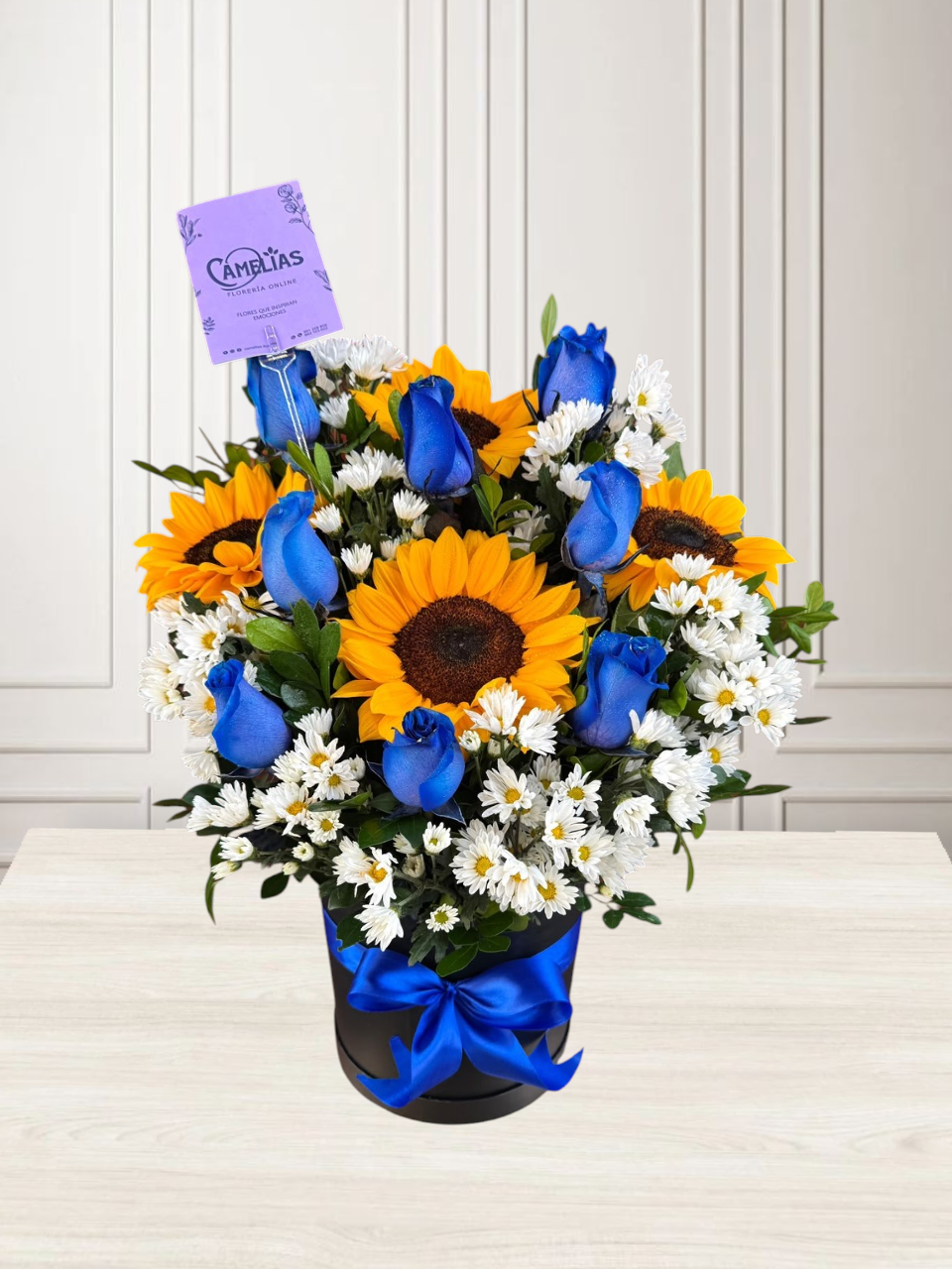 Box de rosas azules y girasoles “Amor infinito”