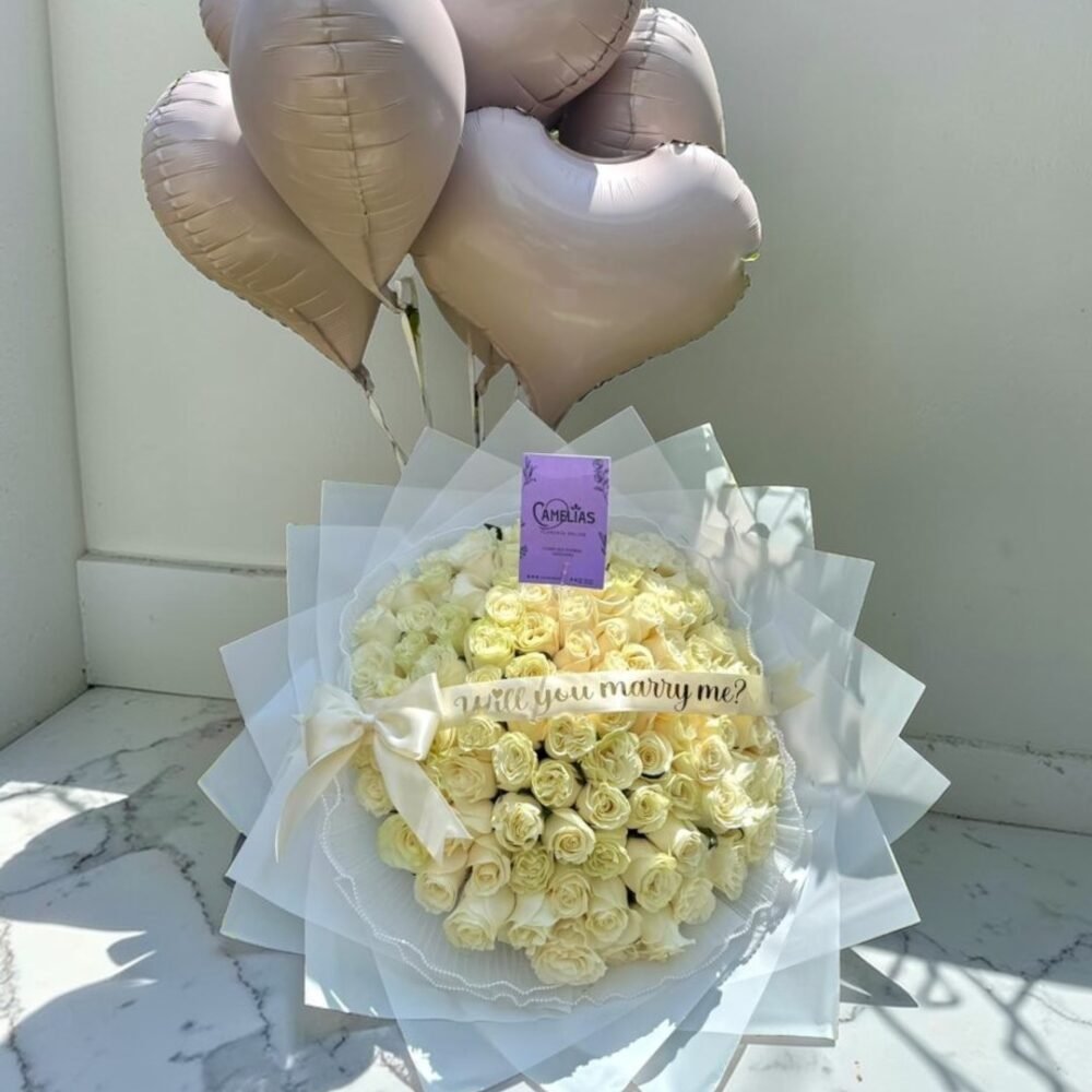 Ramo buchón de 100 rosas blancas“Cásate conmigo”